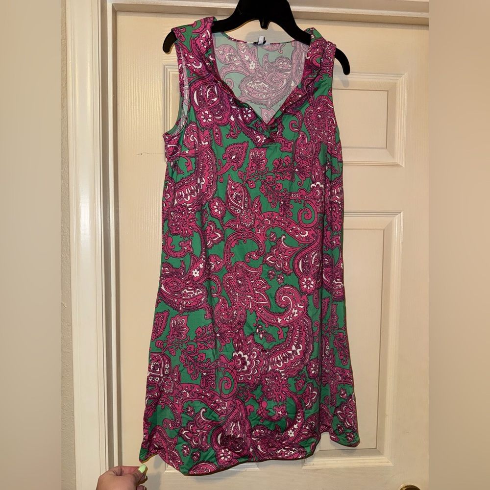 Crown & Ivy Green and Pink Paisley Midi Dress